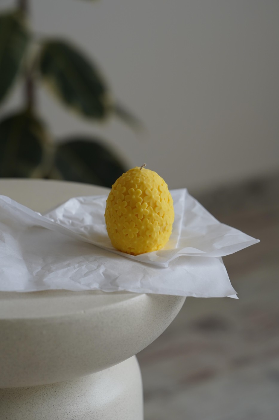 Flowered egg | Easter candle