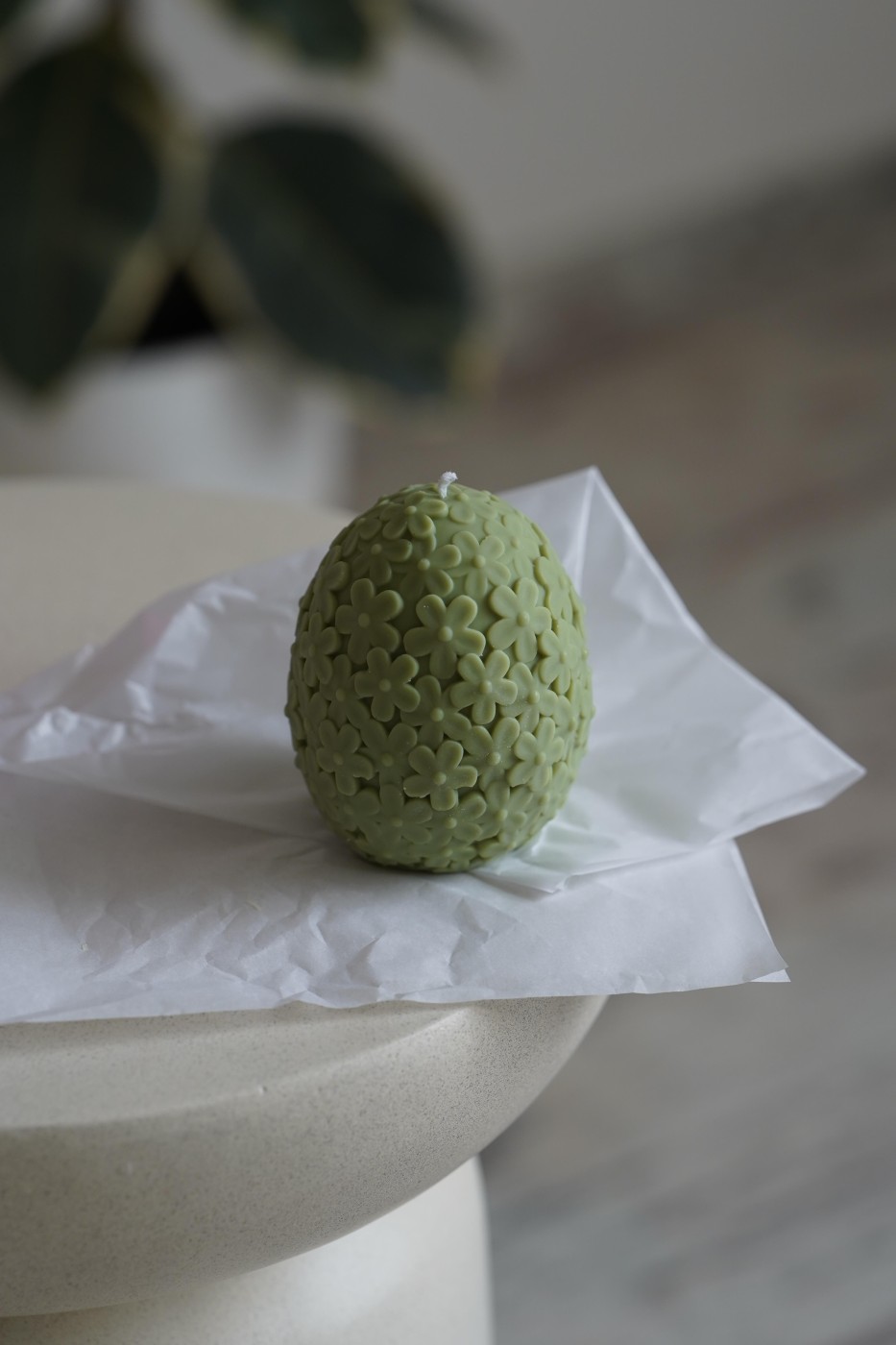Flowered egg | Easter candle