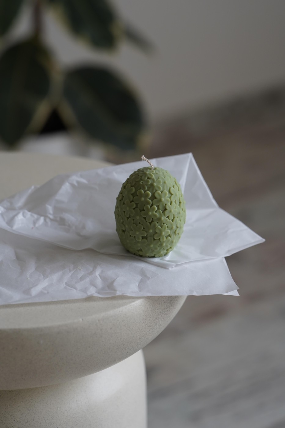 Flowered egg | Easter candle
