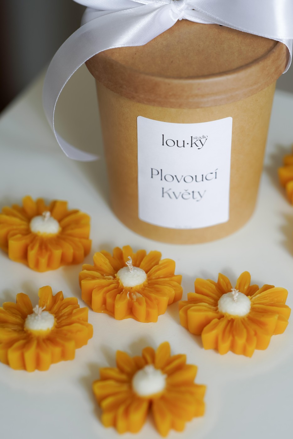 Flowers | Floating candles