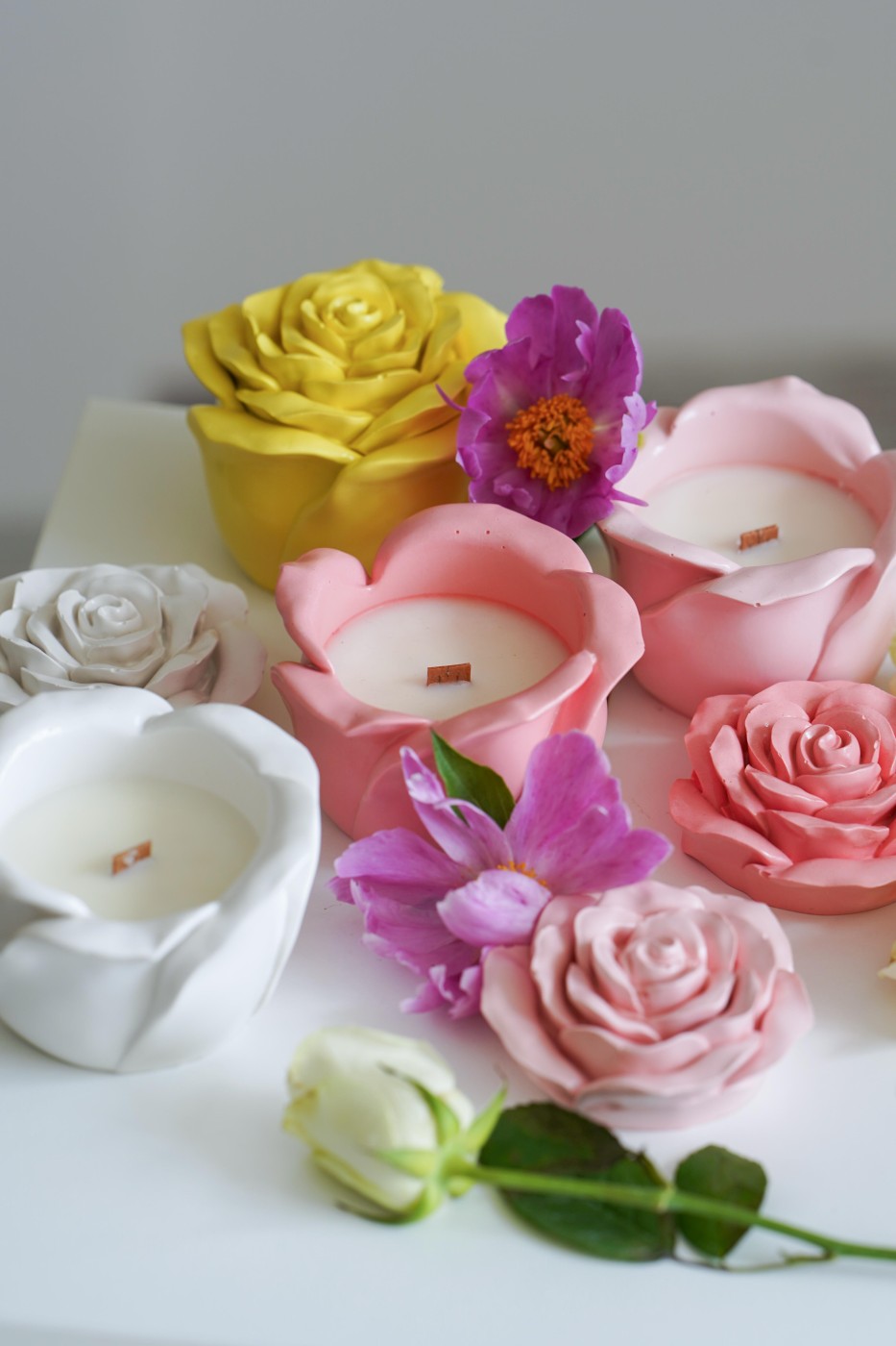 Rose | Scented soy candle in Jesmonite