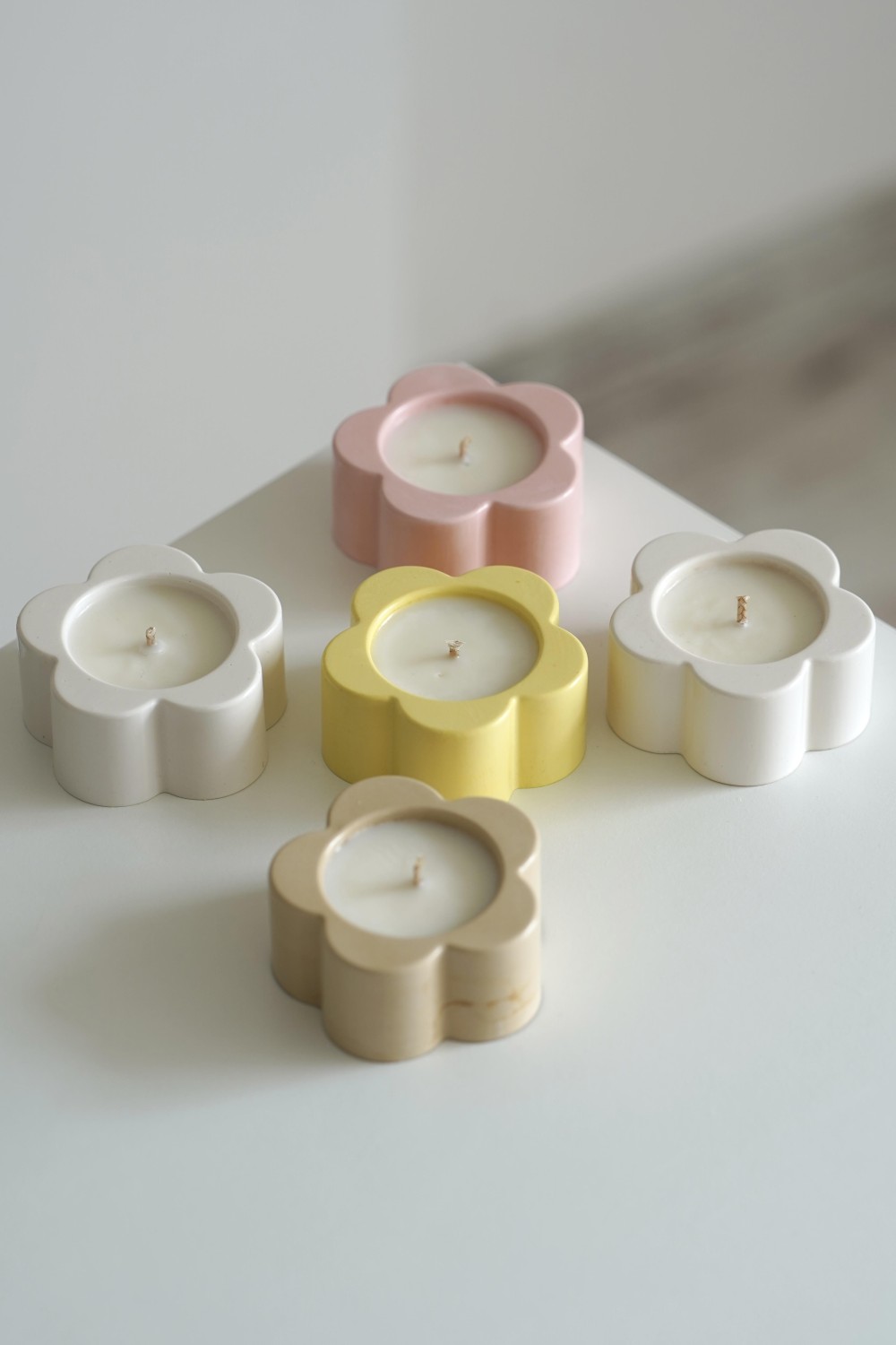 Daisy | Scented soy candle