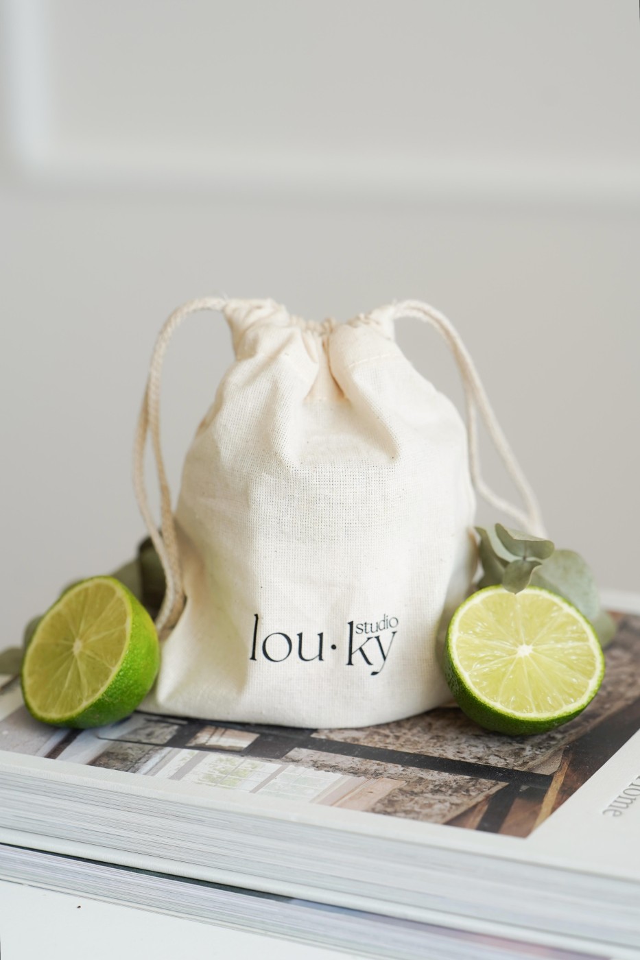 Whispers of citrus | Fragrant soy candle