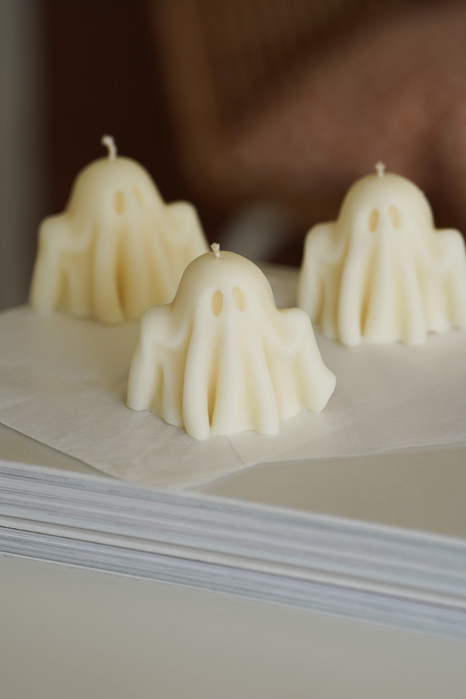 Spooky Ghost | Soy Decorative Candle – fotografie 4