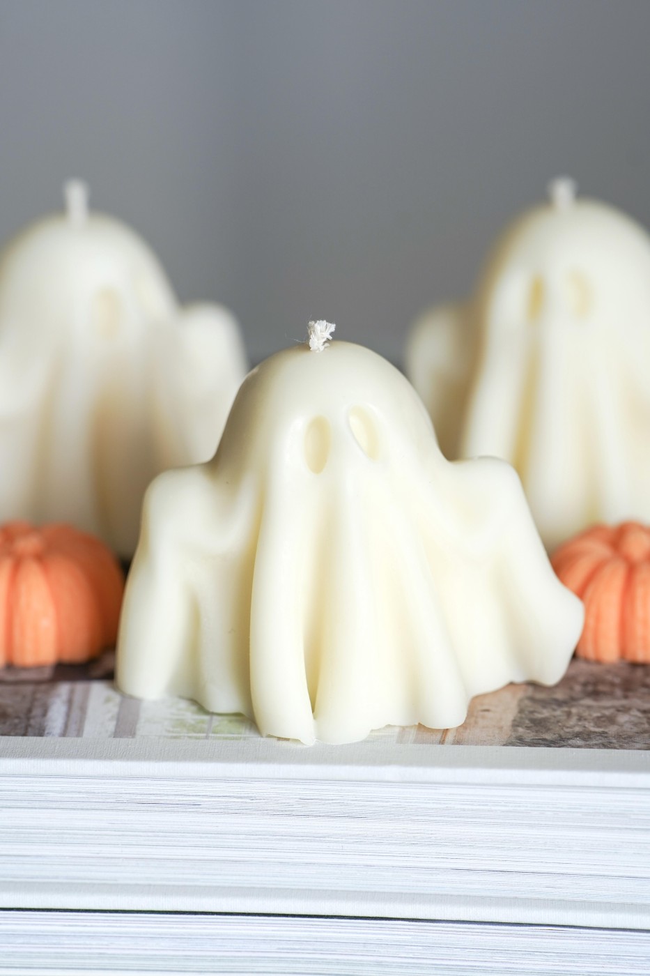 Spooky Ghost | Soy Decorative Candle – fotografie 3