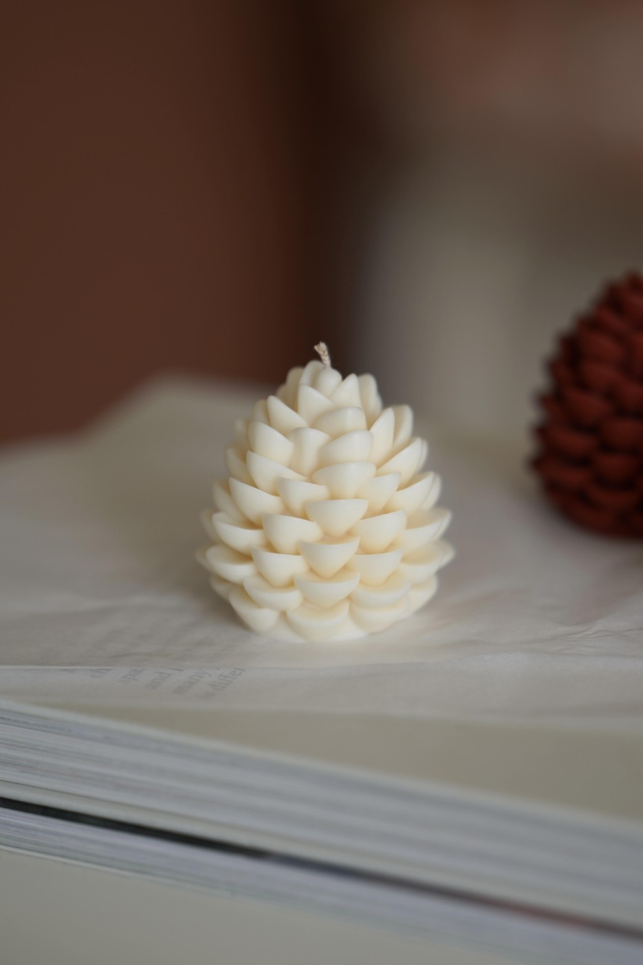 Cone | Decorative soy candle