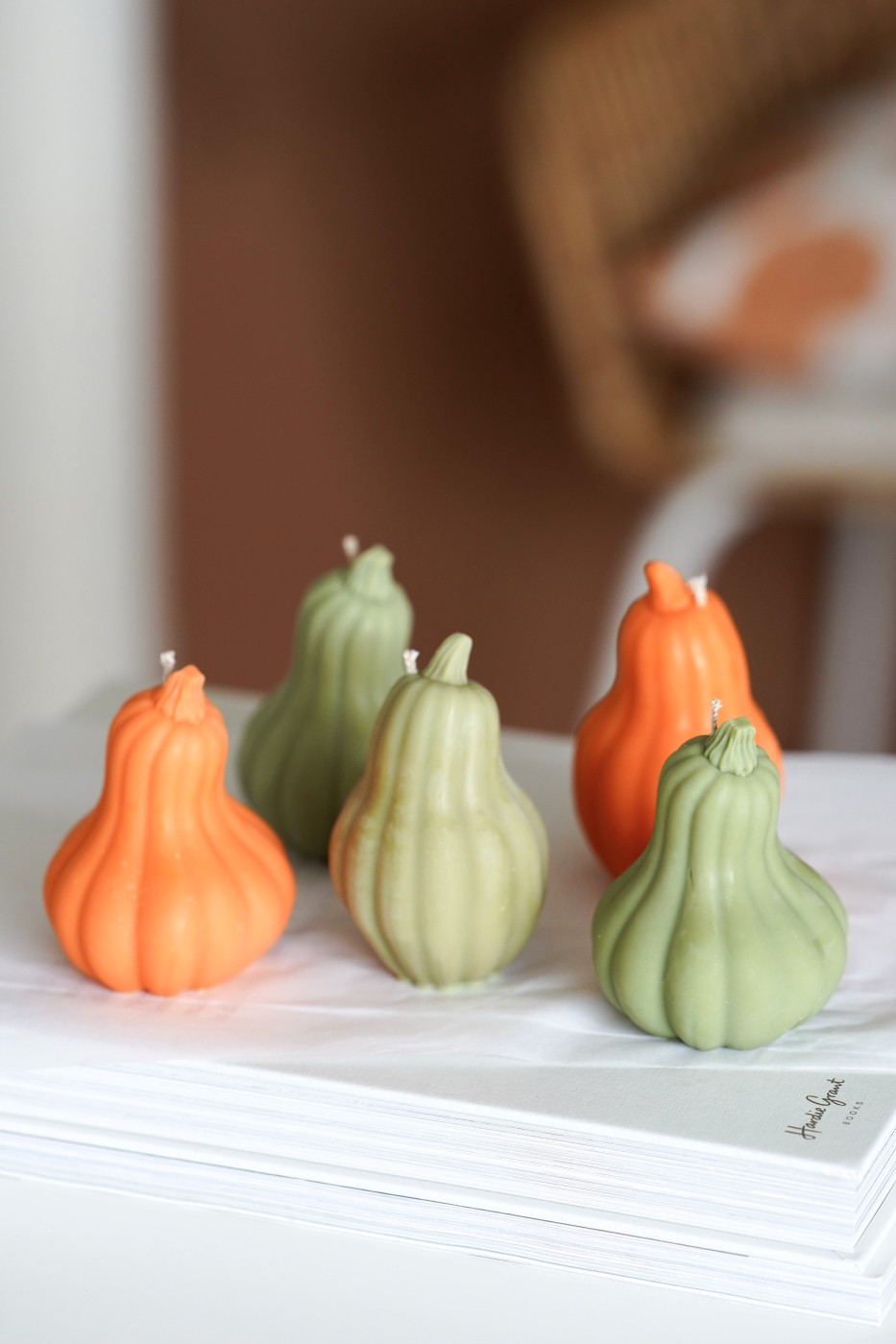 Decorative tall pumpkins | Soy decorative candle – fotografie 3