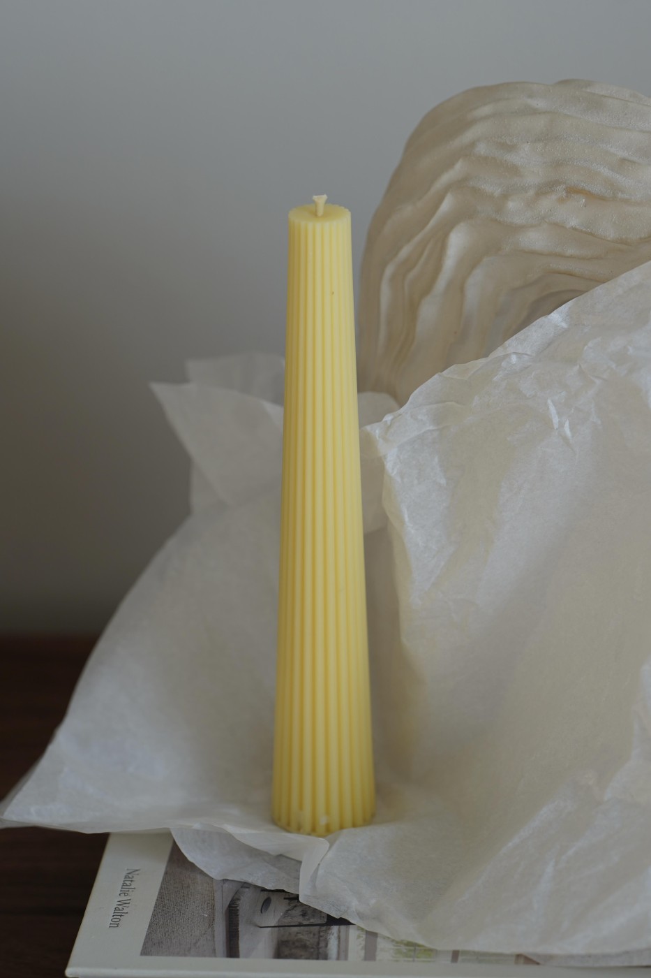 Ribbed candle Aria | Soy candle