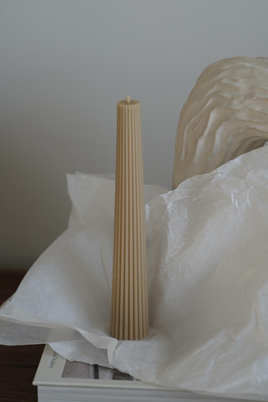 Ribbed candle Aria | Soy candle