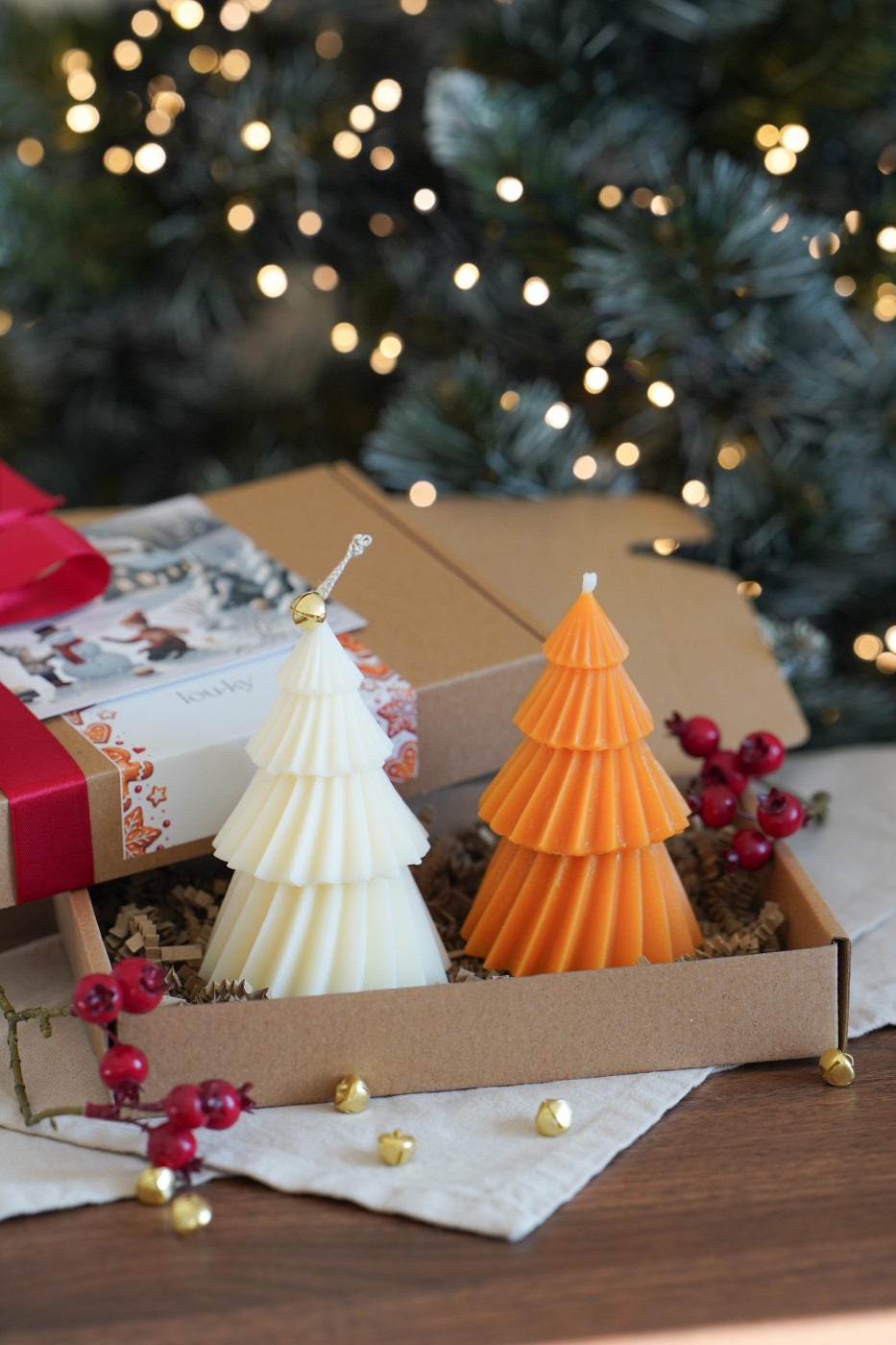 Christmas set of large dancing trees – fotografie 4