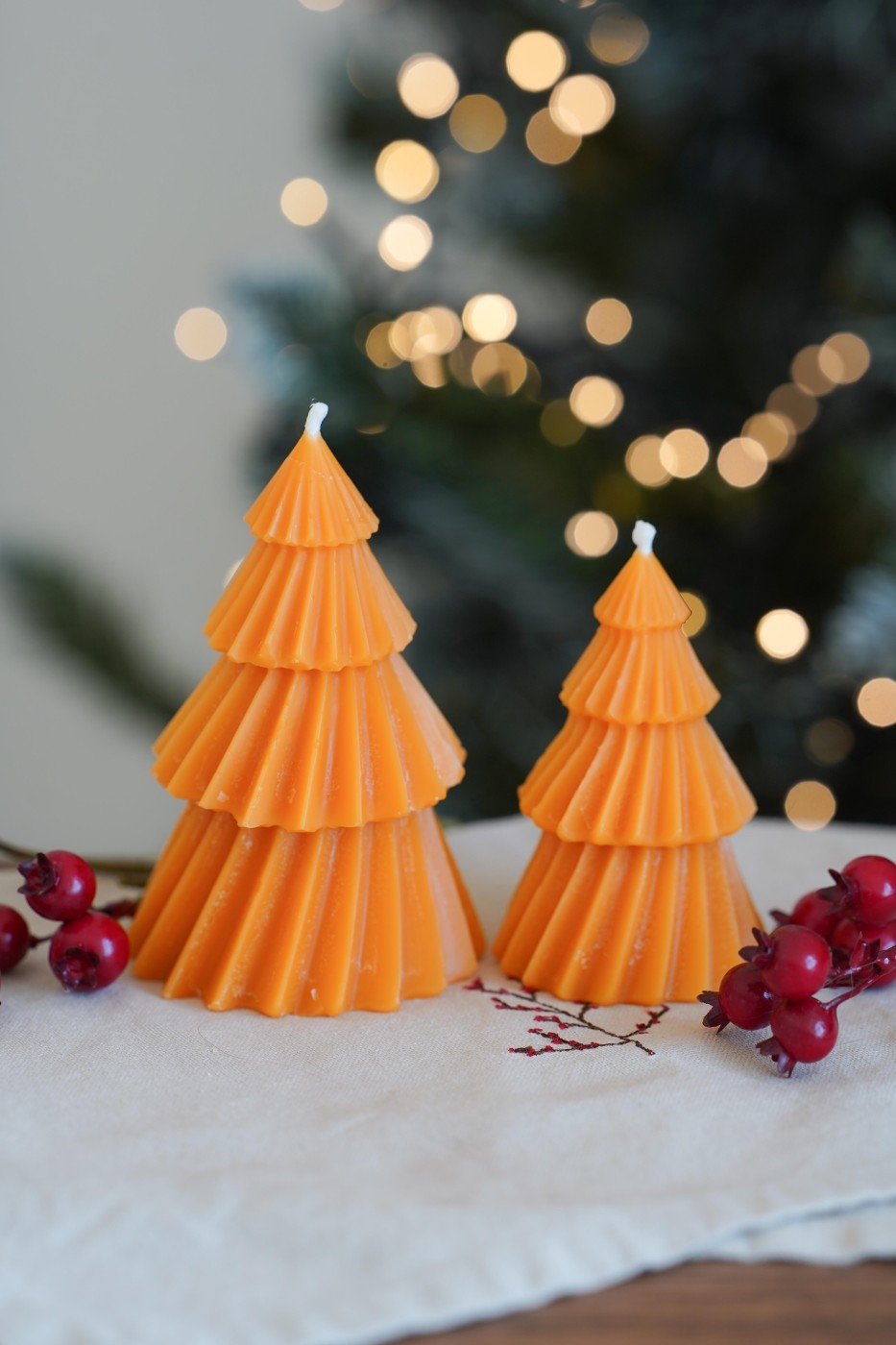 Dancing Tree | Christmas Bee Candle