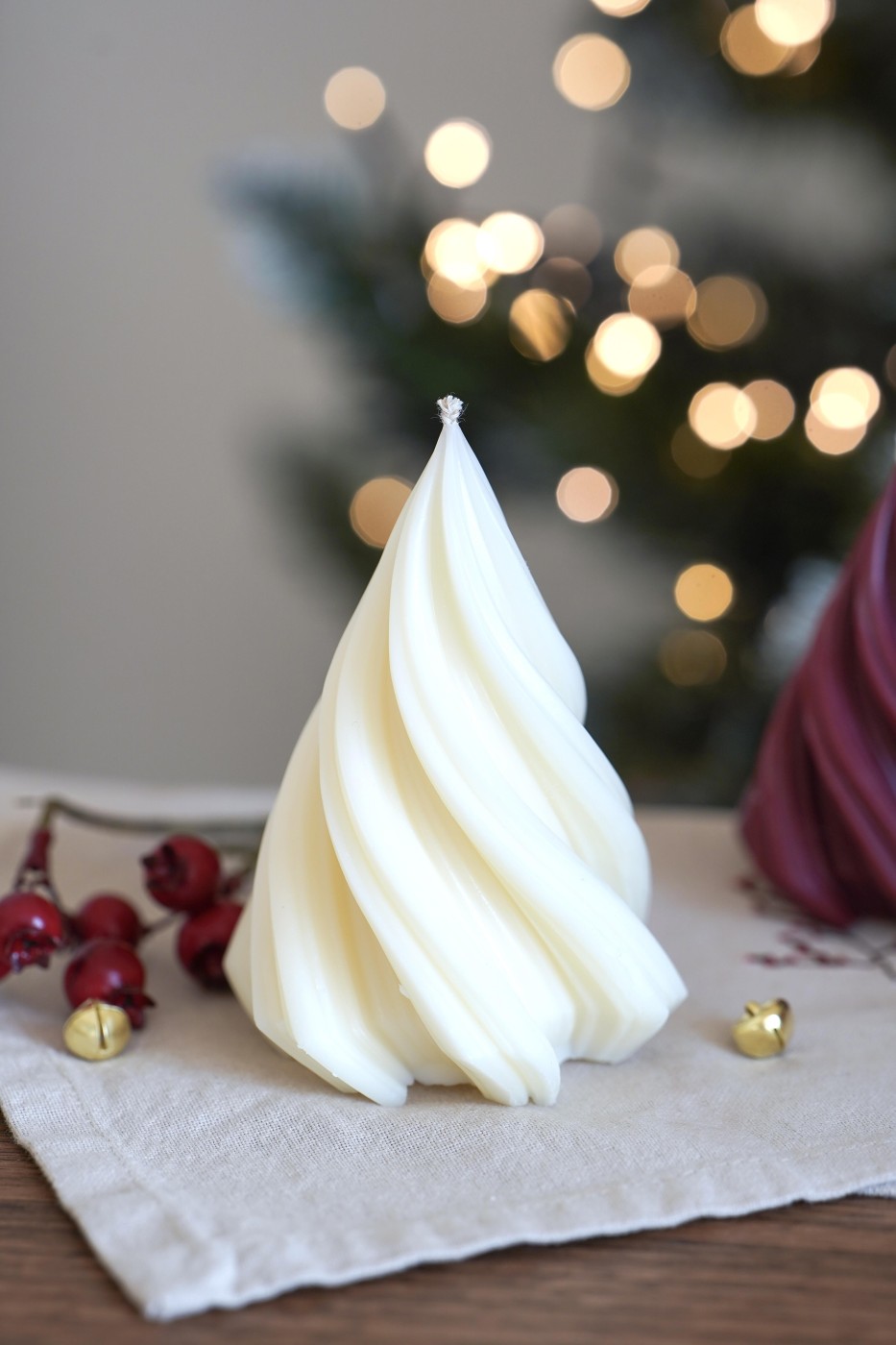 Twisted tree | Christmas decorative candle – fotografie 6