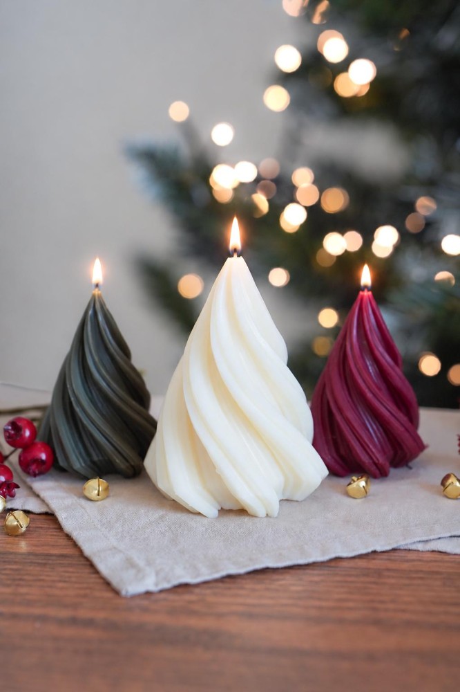 Twisted tree | Christmas decorative candle