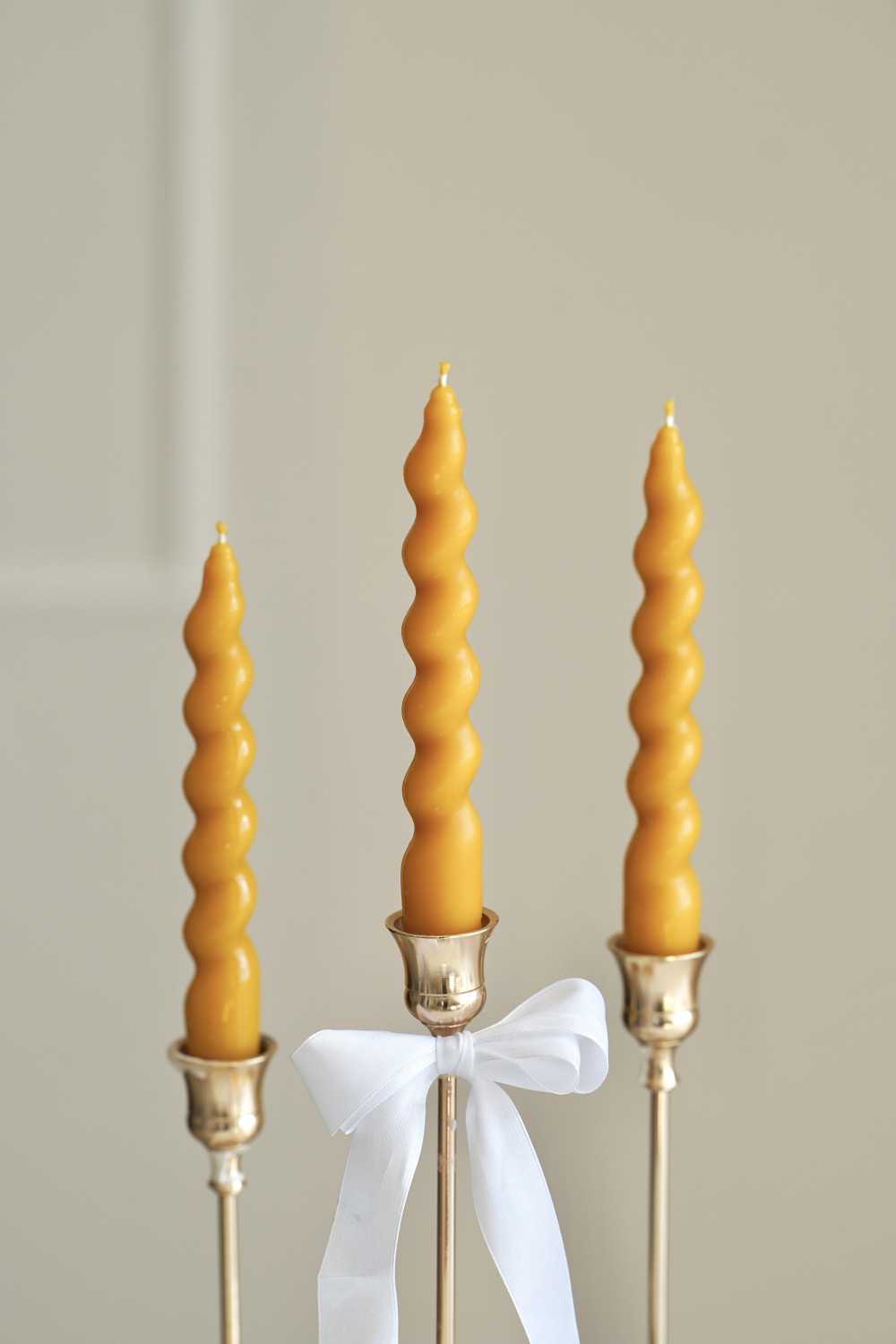 Twisted Candle Sofia | Beeswax