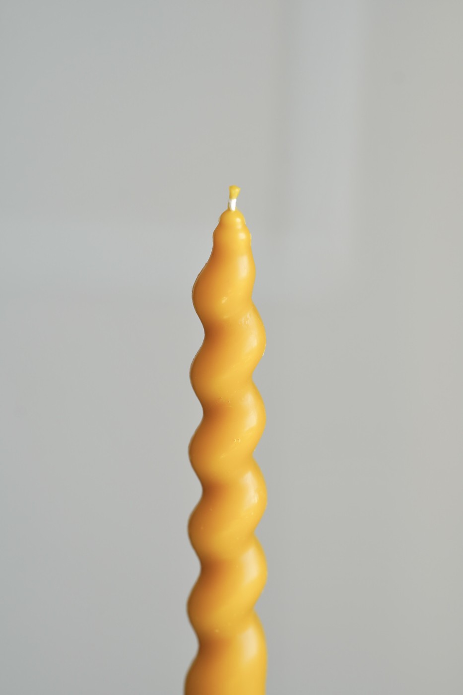 Twisted Candle Sofia | Beeswax