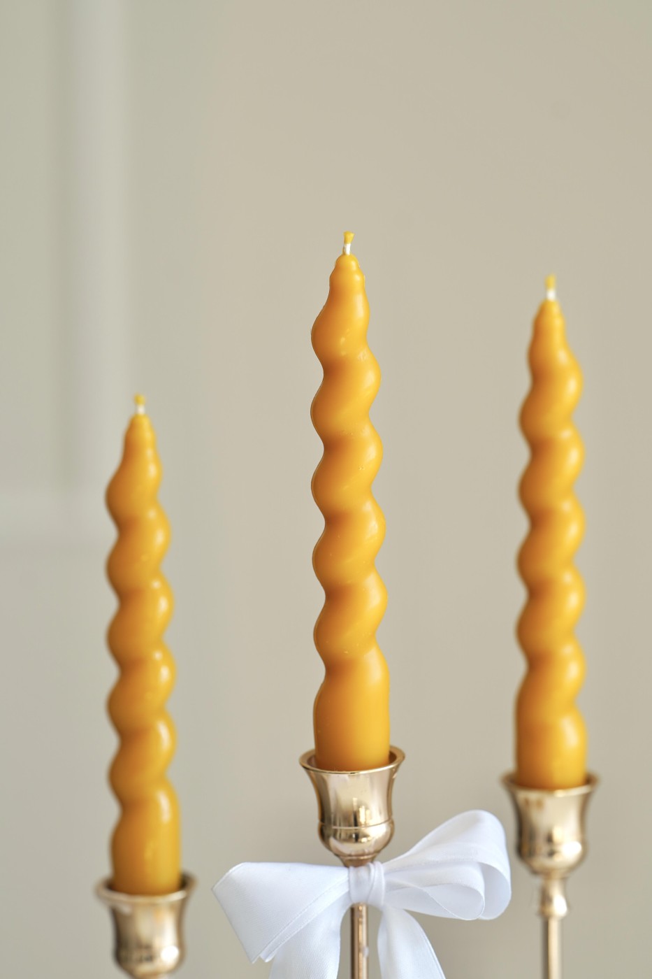 Twisted Candle Sofia | Beeswax