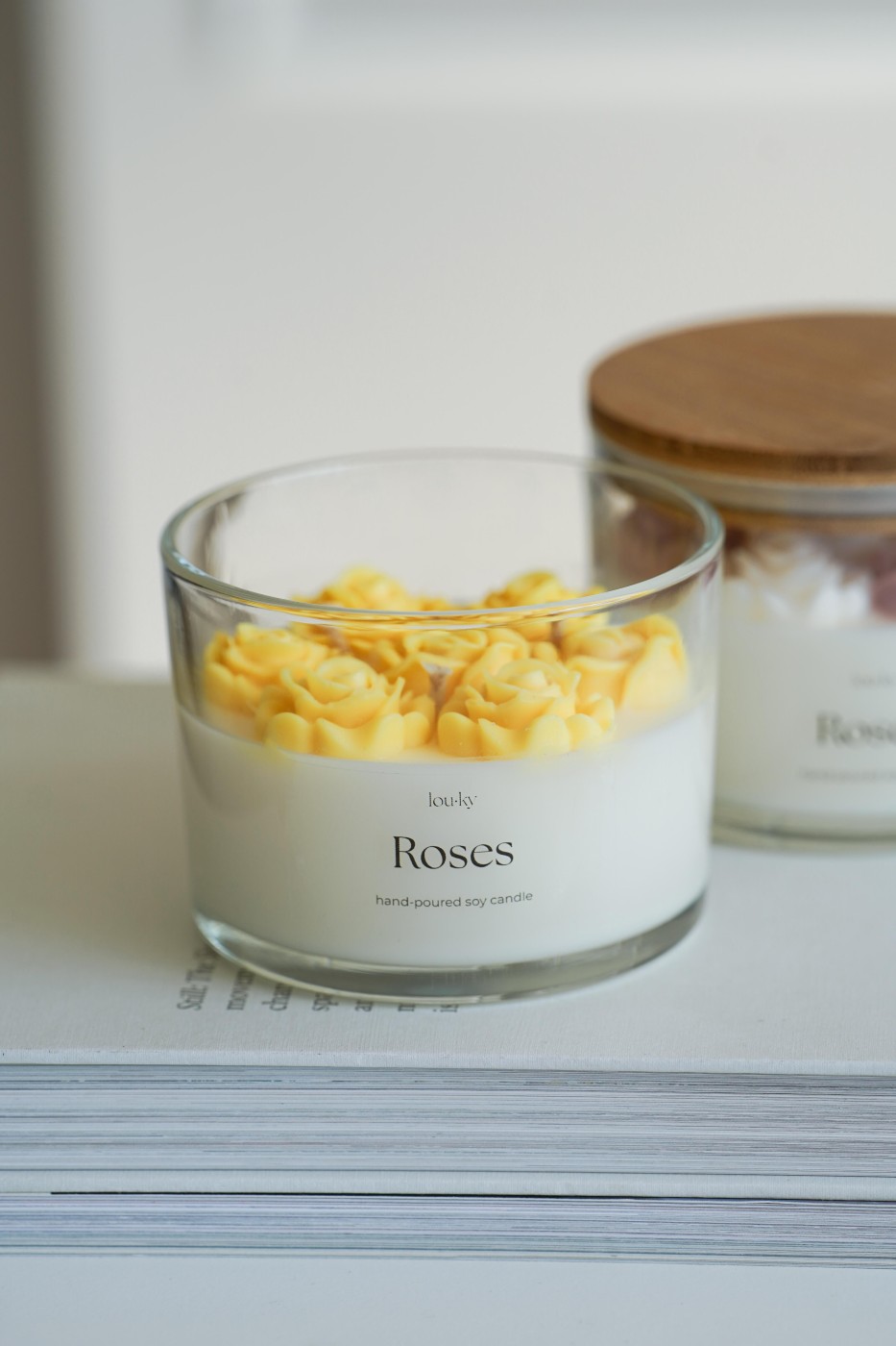 Roses | Fragrant soy candle