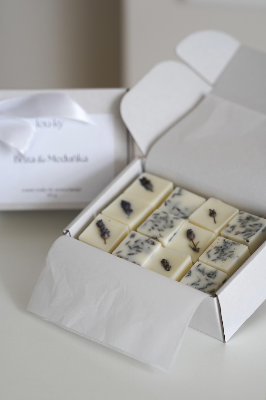 Scented wax for aroma lamps