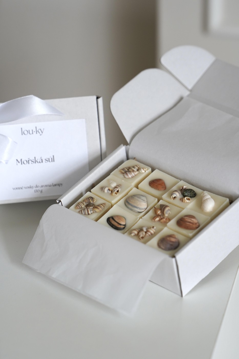 Scented wax for aroma lamps