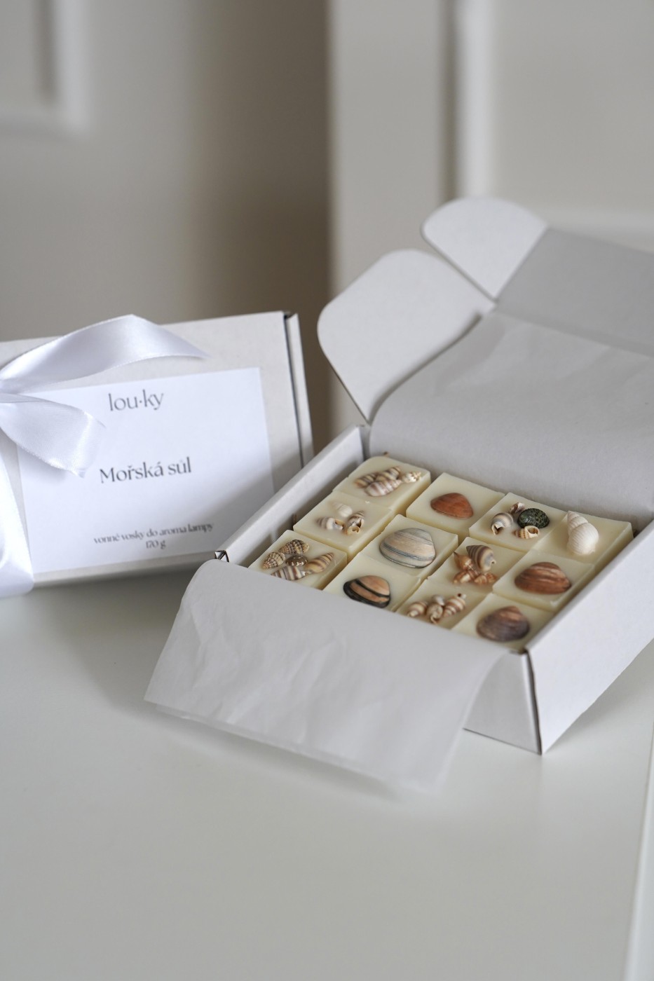 Scented wax for aroma lamps