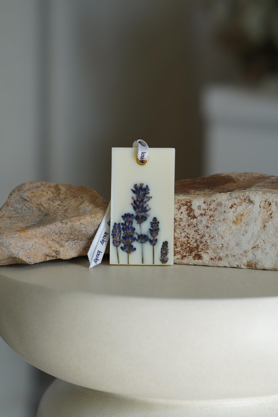 Lemon balm & birch | Scented wax (hanging)