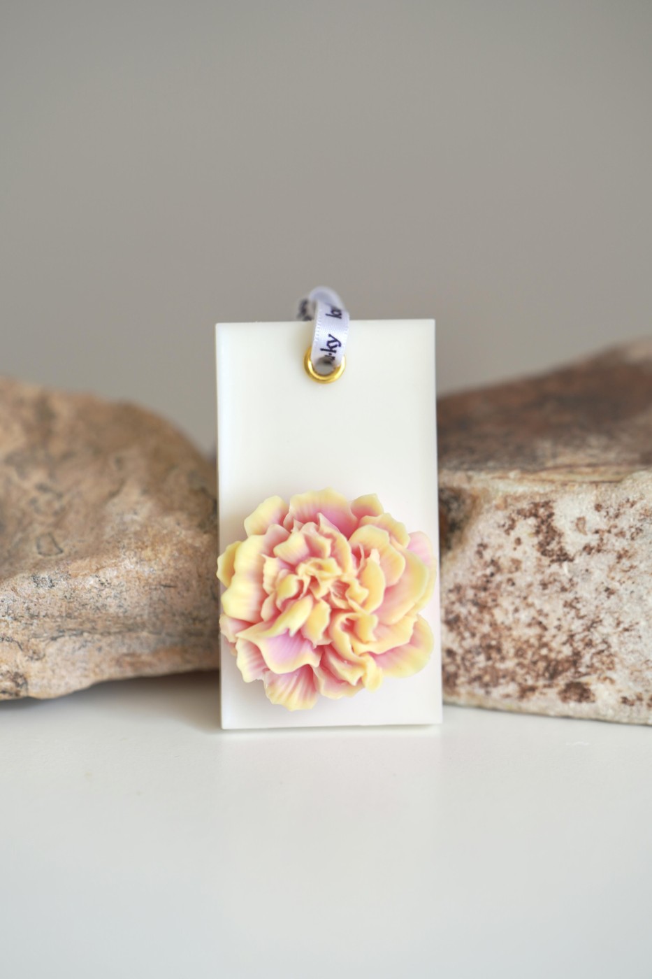 Peony | Scented wax (hanging)